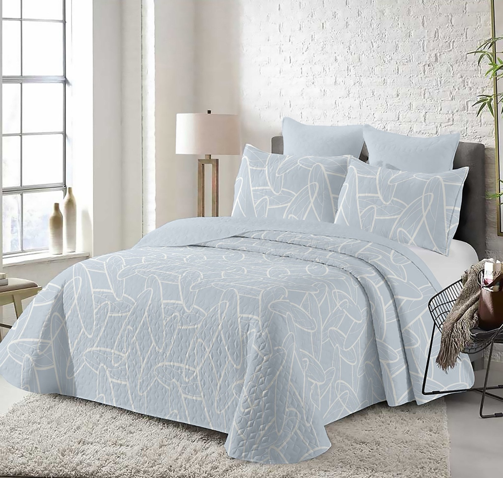 Imagen de Colchas Colcha Estampada Reversible en color Azul Claro de Meishida